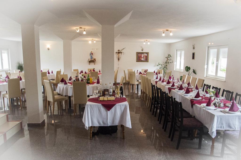 Pansion Danijel Hotel Medjugorje Exterior photo